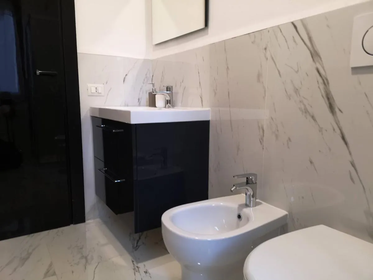 Pergolesi Apartments Milan 0*,