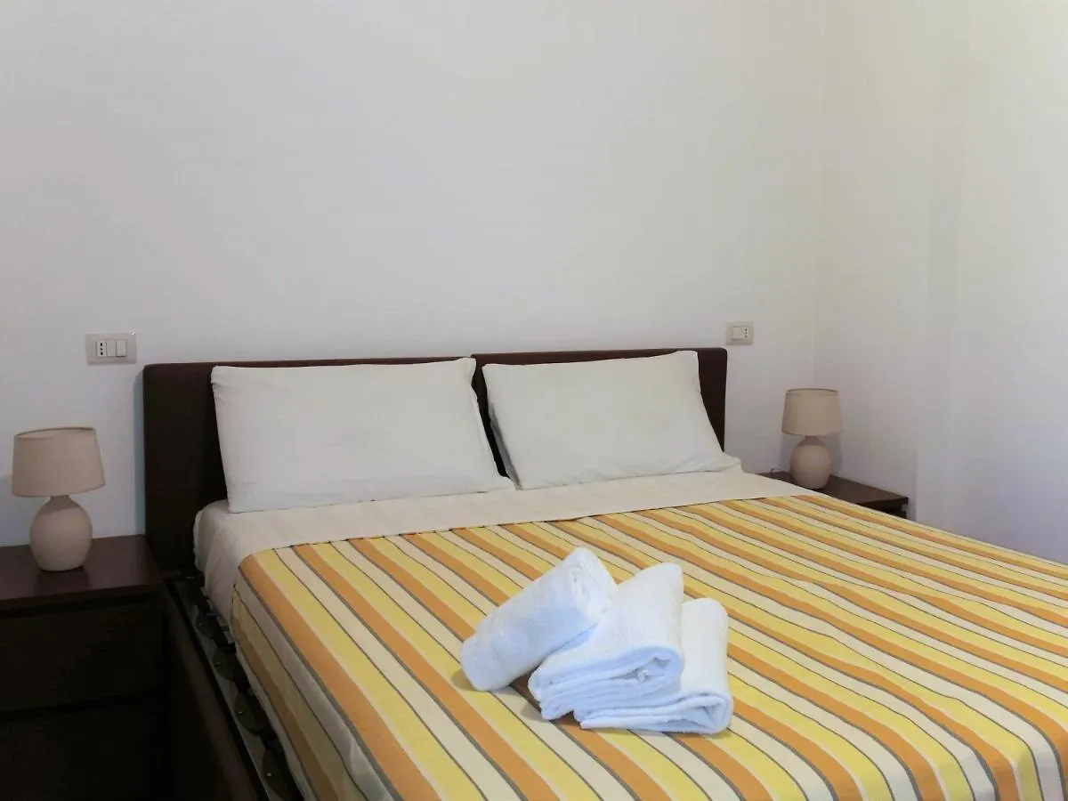 Pergolesi Apartments Milan