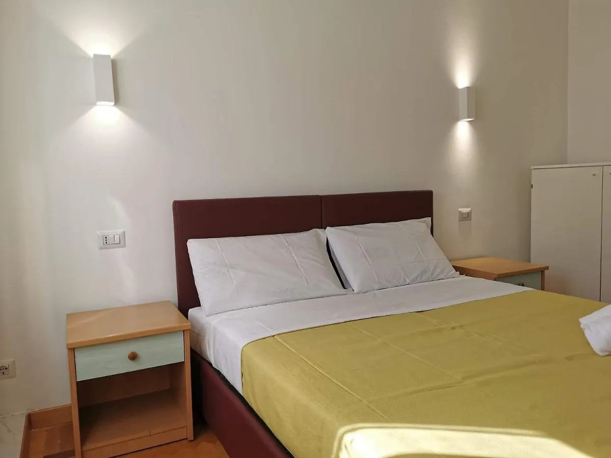Pergolesi Apartments Milan